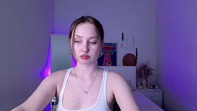 Snapshot of ooopsitscandy chatting on 22, 5, 2026 ooopsitscandy online show from 22, 5, 2026