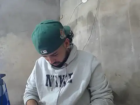 Snapshot of camilorestrepo77 chatting on 2, 5, 2026 camilorestrepo77 online show from 2, 5, 2026