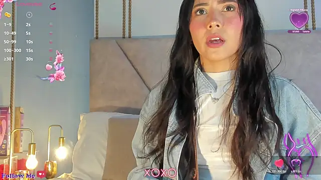 Snapshot of AlannaJoness chatting on 15, 7, 2026 AlannaJoness online show from 15, 7, 2026