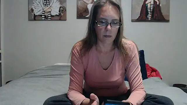 Snapshot of blondiesin50 chatting on 15, 6, 2026 blondiesin50 online show from 15, 6, 2026