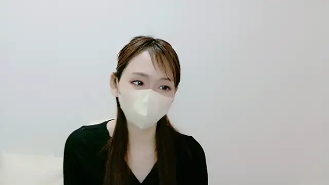 momoka  o0 online show from 16, 6, 2026