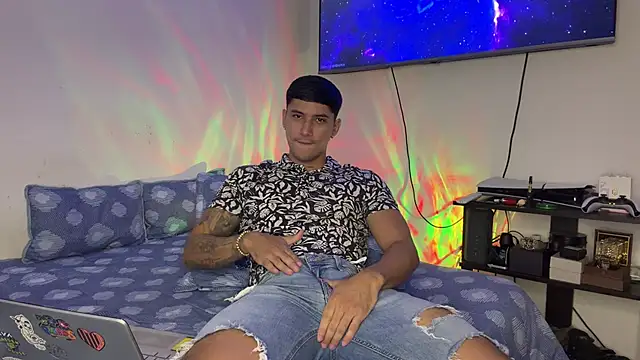 Snapshot of SexxxySquirterStev777 chatting on 19, 6, 2026 SexxxySquirterStev777 online show from 19, 6, 2026