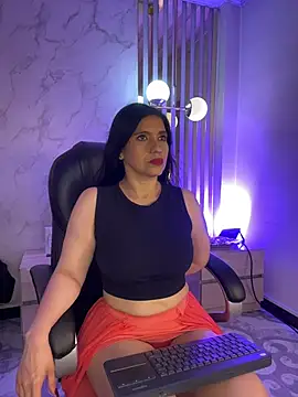 Snapshot of Dalila_5 chatting on 17, 7, 2026 Dalila 5 online show from 17, 7, 2026