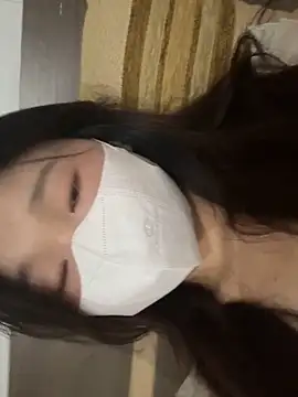 Snapshot of Ni_Tran chatting on 7, 6, 2026 Ni Tran online show from 7, 6, 2026