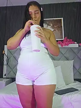 Snapshot of Sara_Chanel_ chatting on 28, 5, 2026 Sara Chanel online show from 28, 5, 2026