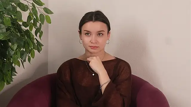 CoralMccarron online show from 29, 4, 2026