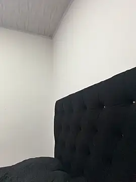 HayleyRoss  online show from 10, 7, 2026