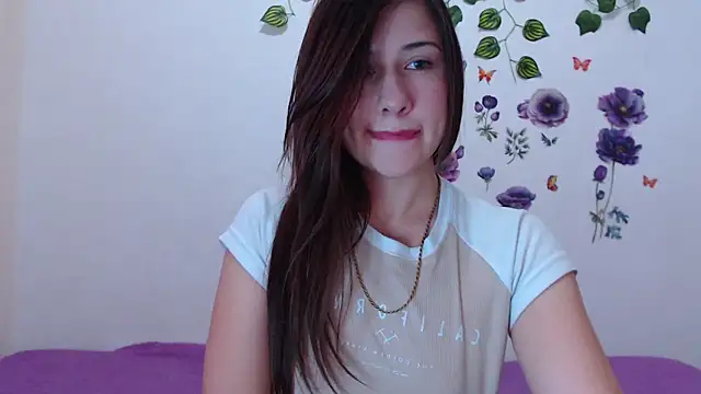 Snapshot of GirlAngell17 chatting on 5, 5, 2026 GirlAngell17 online show from 5, 5, 2026