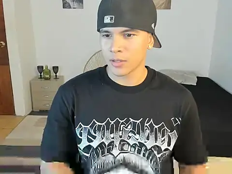 Snapshot of sant_wahlberg chatting on 23, 7, 2026 sant wahlberg online show from 23, 7, 2026