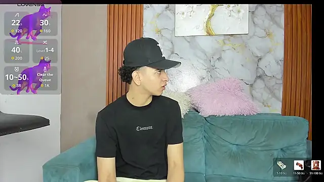 Snapshot of LOVE_GUYS1 chatting on 8, 6, 2026 LOVE GUYS1 online show from 8, 6, 2026