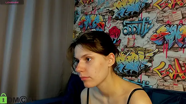 Kira Be11 online show from 28, 6, 2026