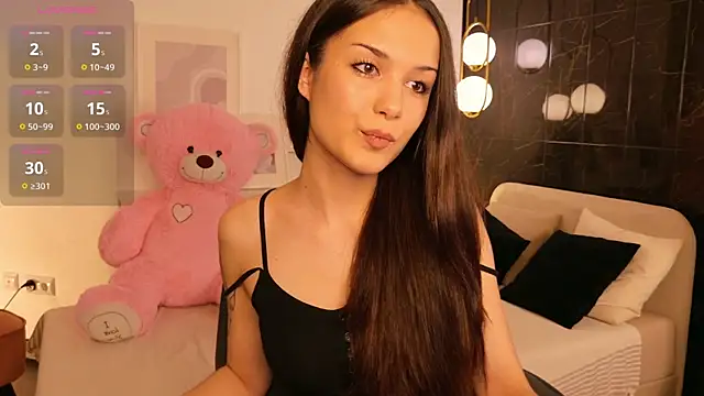 SkinnyEllie online show from 17, 7, 2026
