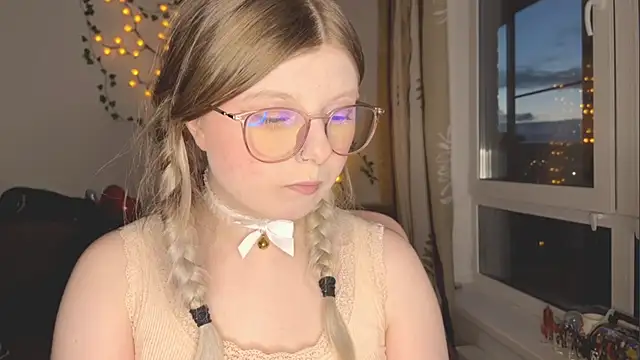Snapshot of YukiBlush chatting on 24, 6, 2026 YukiBlush online show from 24, 6, 2026