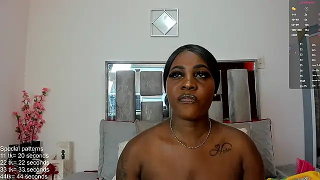 Snapshot of EmilyRooa1 chatting on 7, 5, 2026 EmilyRooa1 online show from 7, 5, 2026