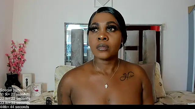 Snapshot of EmilyRooa1 chatting on 4, 7, 2026 EmilyRooa1 online show from 4, 7, 2026