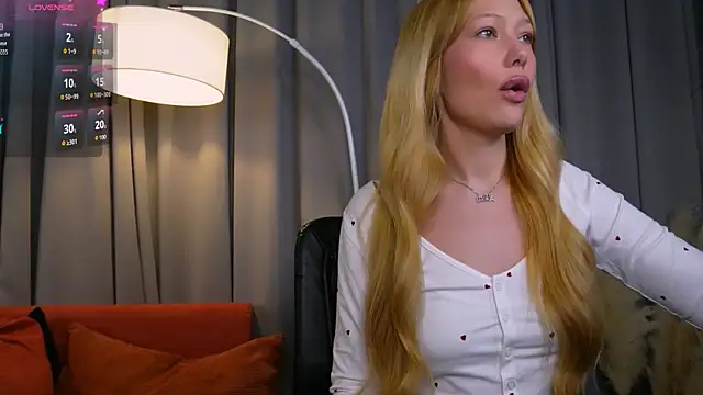  Mila Luna  online show from 12, 6, 2026