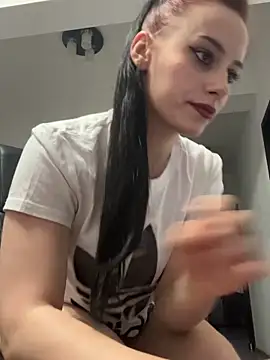 Snapshot of rubyhillls chatting on 21, 5, 2026 rubyhillls online show from 21, 5, 2026