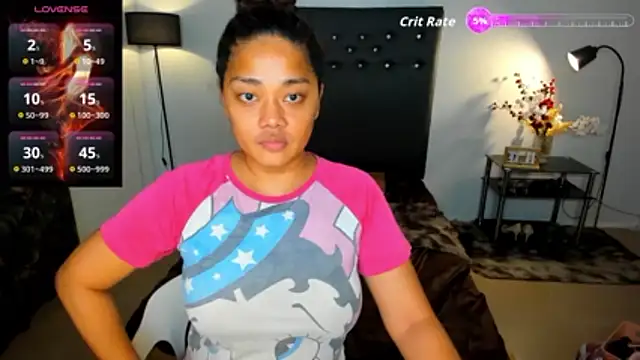 Snapshot of curly_tops69 chatting on 17, 6, 2026 curly tops69 online show from 17, 6, 2026