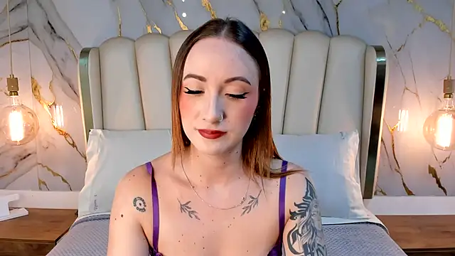 Snapshot of Hannah_Lane chatting on 3, 8, 2026 Hannah Lane online show from 3, 8, 2026