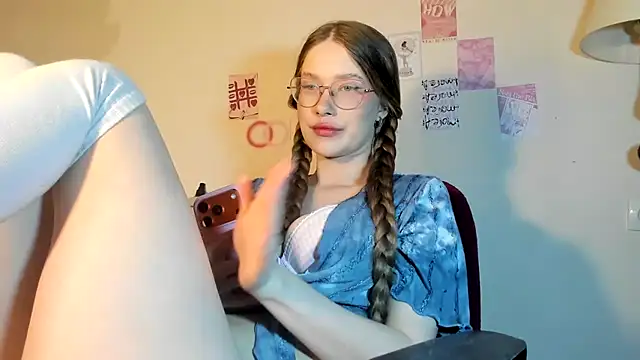 Snapshot of MyChoelove chatting on 3, 5, 2026 MyChoelove online show from 3, 5, 2026