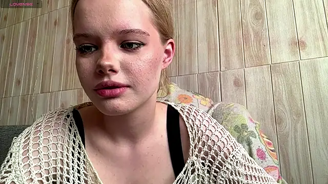 Snapshot of Malinwitch chatting on 25, 6, 2026 Malinwitch online show from 25, 6, 2026