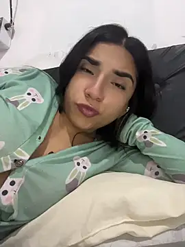 Snapshot of InesD_Arcy chatting on 16, 6, 2026 InesD Arcy online show from 16, 6, 2026