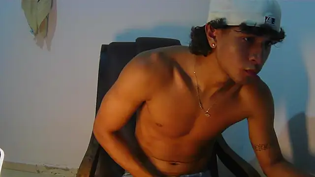 Snapshot of Hansel_take chatting on 27, 5, 2026 Hansel take online show from 27, 5, 2026