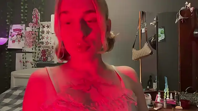 Miss Amy00 online show from 17, 7, 2026