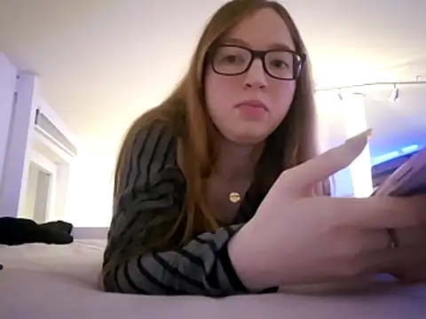 Freaky-Doll online show from 6, 5, 2026