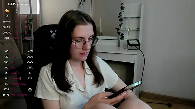 Snapshot of iMagdaLunna chatting on 25, 5, 2026 iMagdaLunna online show from 25, 5, 2026