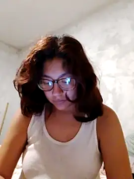 Snapshot of Grace_Moon04 chatting on 16, 6, 2026 Grace Moon04 online show from 16, 6, 2026