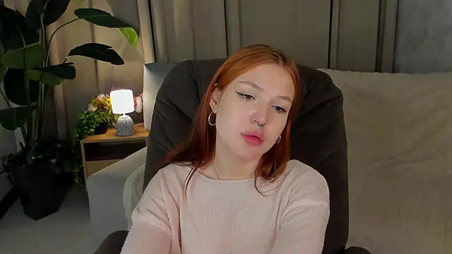 Snapshot of Kessi_fox chatting on 4, 5, 2026 Kessi fox online show from 4, 5, 2026