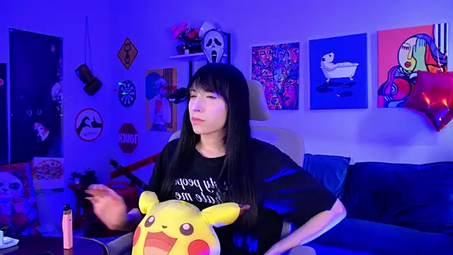 Snapshot of SeraphineSparda chatting on 3, 6, 2026 SeraphineSparda online show from 3, 6, 2026
