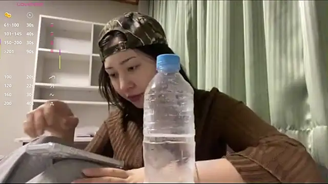 Snapshot of Sonata_Asky chatting on 17, 6, 2026 Sonata Asky online show from 17, 6, 2026