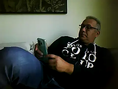 Snapshot of Soloyan chatting on 26, 9, 2025 Soloyan online show from 26, 9, 2025