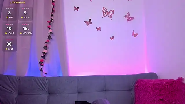 Snapshot of tessafoxie chatting on 28, 6, 2026 tessafoxie online show from 28, 6, 2026