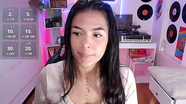 Snapshot of Duulce_mia chatting on 13, 6, 2026 Duulce mia online show from 13, 6, 2026