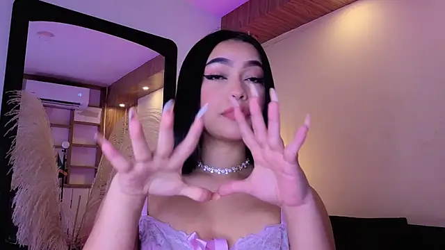 Snapshot of Chloe_monroee chatting on 26, 6, 2026 Chloe monroee online show from 26, 6, 2026