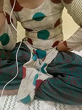 Snapshot of Seema_yadav01 chatting on 31, 5, 2026 Seema yadav01 online show from 31, 5, 2026