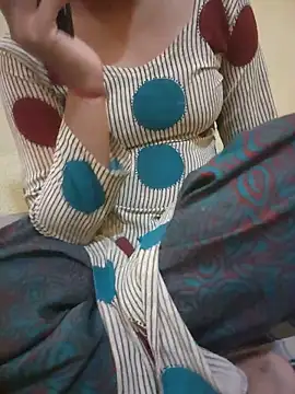 Snapshot of Seema_yadav01 chatting on 3, 6, 2026 Seema yadav01 online show from 3, 6, 2026