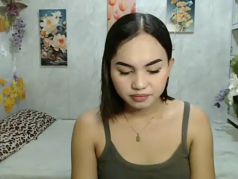 Snapshot of ur_asiankat chatting on 7, 6, 2026 ur asiankat online show from 7, 6, 2026