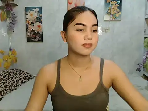 Snapshot of ur_asiankat chatting on 8, 6, 2026 ur asiankat online show from 8, 6, 2026