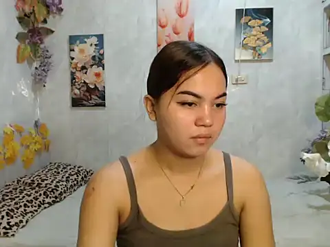 Snapshot of ur_asiankat chatting on 27, 6, 2026 ur asiankat online show from 27, 6, 2026