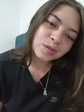Snapshot of DiamondNath_ chatting on 9, 5, 2026 DiamondNath online show from 9, 5, 2026