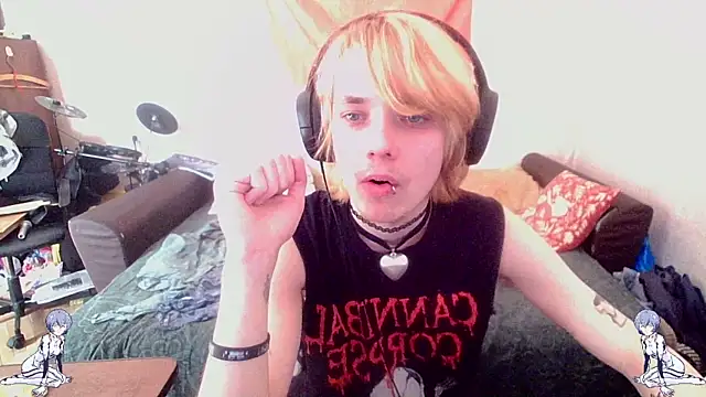 Snapshot of Kael_Gastera chatting on 22, 5, 2026 Kael Gastera online show from 22, 5, 2026