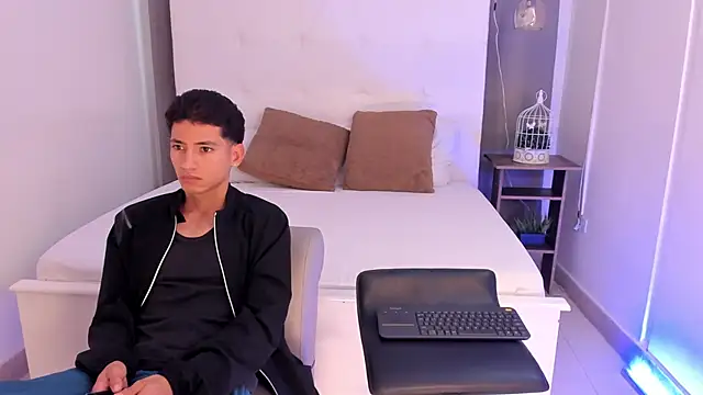 Alejo-and-Thiago online show from 19, 5, 2026