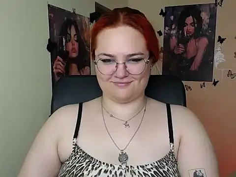 Snapshot of RinaRiii chatting on 8, 7, 2026 RinaRiii online show from 8, 7, 2026