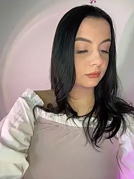Snapshot of DREAM_L0la chatting on 15, 5, 2026 DREAM L0la online show from 15, 5, 2026