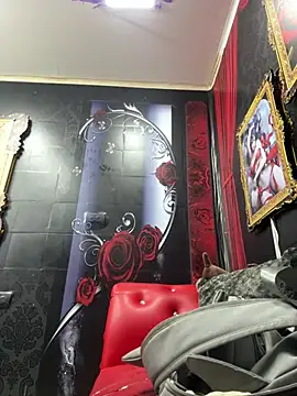 Evelin Hellsing online show from 21, 6, 2026