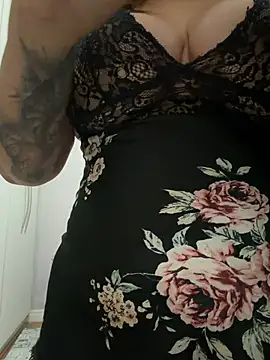 Snapshot of Mariiii_morena chatting on 1, 7, 2026 Mariiii morena online show from 1, 7, 2026
